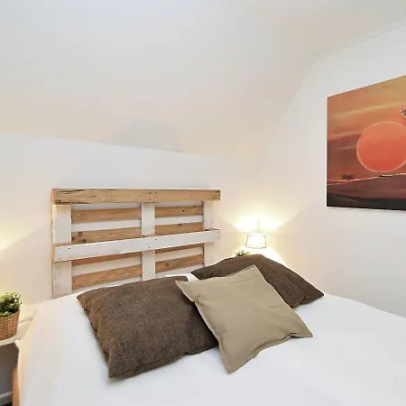 Cozy Holiday In With Private Terrace Gehlberg