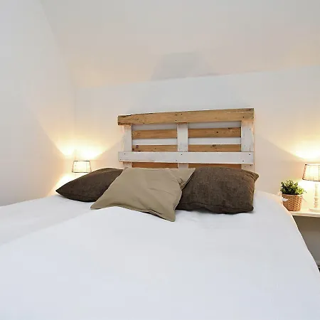Cozy Holiday In With Private Terrace Nyaraló *